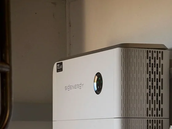 Sigenergy hybrid inverter on a Taranaki dairy farm